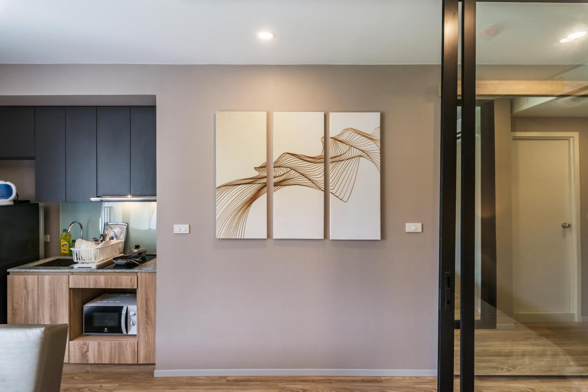 Blossom Sathorn By Plearn Apartment Bangkok Phòng bức ảnh